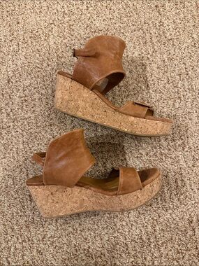 Coclico Leather Cork Wedge Sandals
